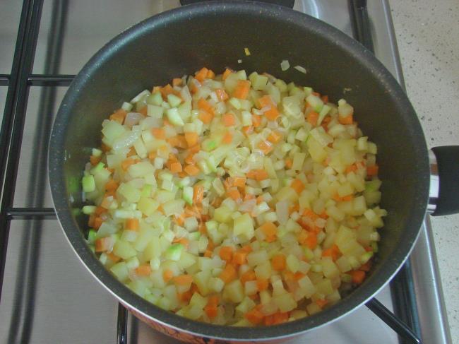 Sebzeli Yoğurt Çorbası - Yapılışı (6/16) 