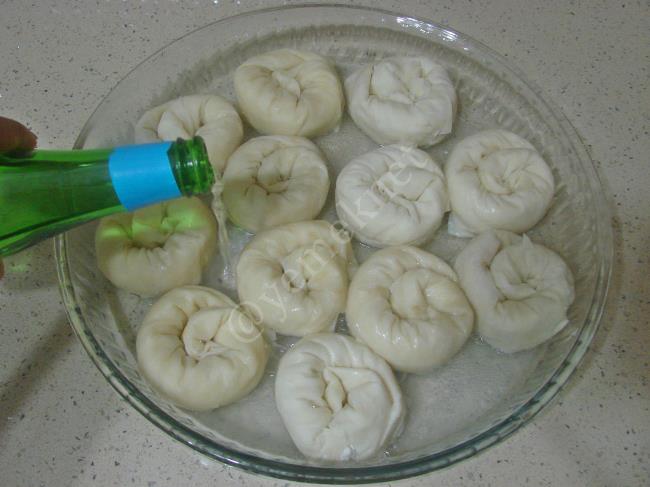 Sodalı Peynirli Börek - Yapılışı (8/16) 