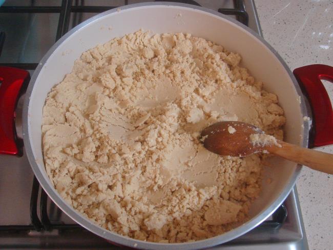 Tahinli Cevizli Helva - Yapılışı (6/16) 