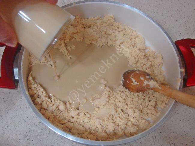 Tahinli Cevizli Helva - Yapılışı (7/16) 