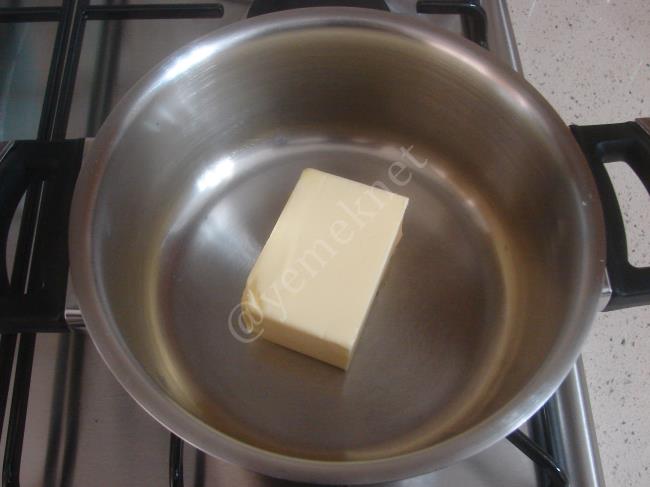 Yalancı Tavuk Göğsü Tatlısı - Yapılışı (2/16) 