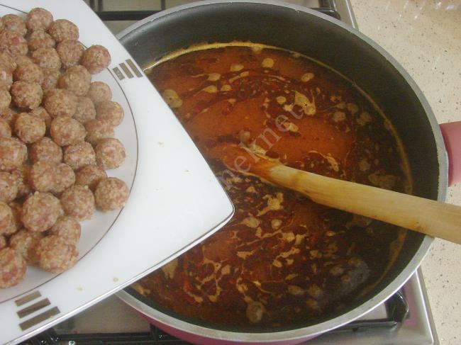 Yeşil Mercimekli Sulu Köfte - Yapılışı (11/16) 