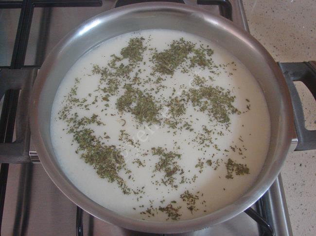 Yoğurt Çorbası - Yapılışı (7/12) 