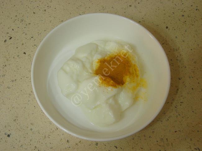 Zerdeçallı Yoğurt Kürü - Yapılışı (3/8) 