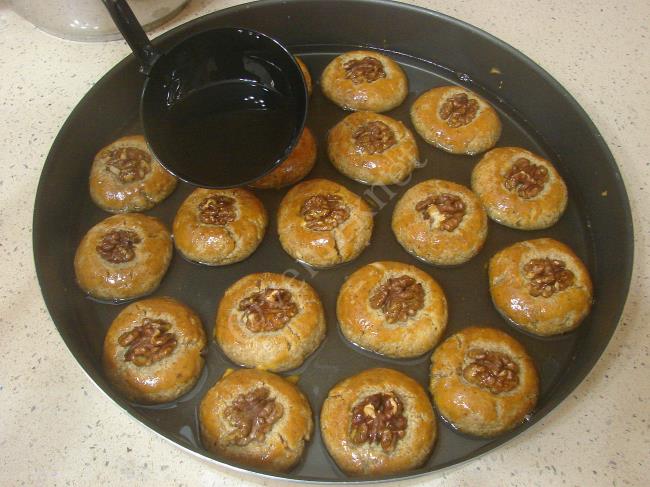 Cevizli Şekerpare - Yapılışı (9/12) 