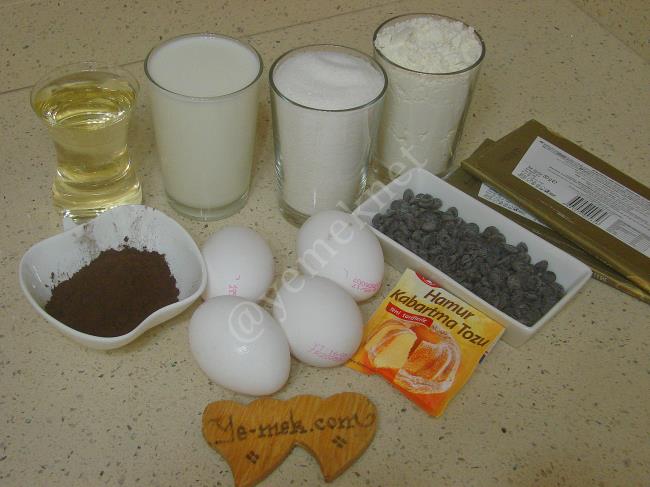 Çikolatalı Islak Kek - Yapılışı (1/16) 