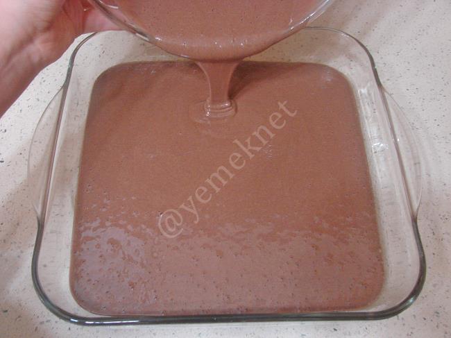 Çikolatalı Islak Kek - Yapılışı (6/16) 