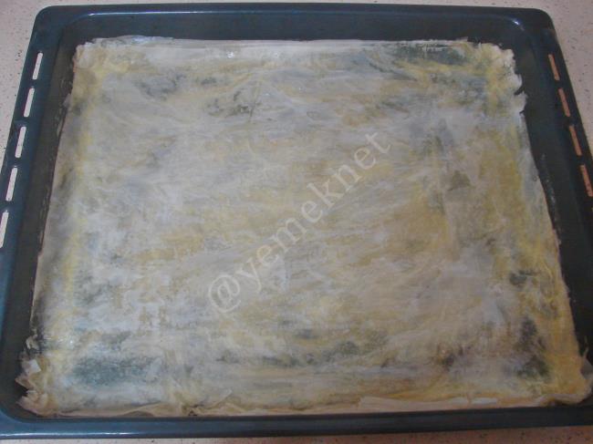 Laz Böreği - Yapılışı (4/20) 