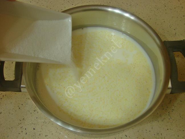 Limonlu İrmik Tatlısı - Yapılışı (3/12) 