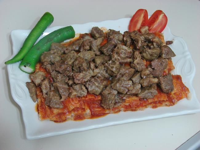 Pideli Etli Kebap - Yapılışı (8/12) 