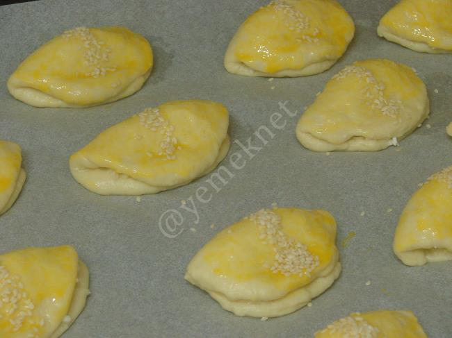 Az Malzemeli Poğaça - Yapılışı (10/16) 