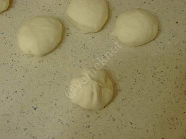 Doyuran Pizza - Yapılışı (9/20) 