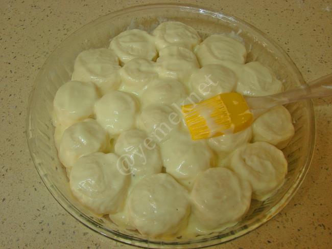 Göçmen Böreği - Yapılışı (12/16) 