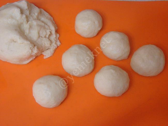 Mayasız Yumuşak Poğaça - Yapılışı (6/16) 