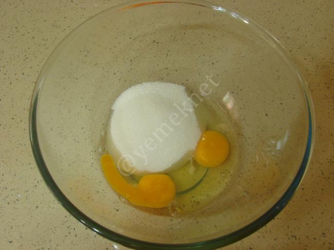 Muhallebili Havuçlu Kek - Yapılışı (2/20) 