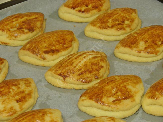 Sarıyer Poğaçası - Yapılışı (13/16) 