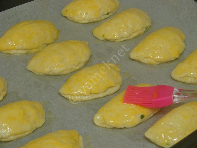 Sıvı Yağlı Poğaça - Yapılışı (9/16) 