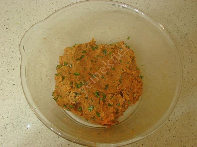 Antep Köftesi - Yapılışı (5/8) 