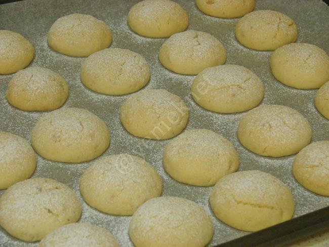 Fındıklı Un Kurabiyesi - Yapılışı (13/16) 