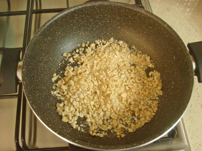 Fındıklı Un Kurabiyesi - Yapılışı (2/16) 