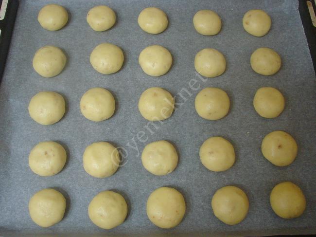 Fındıklı Un Kurabiyesi - Yapılışı (8/16) 