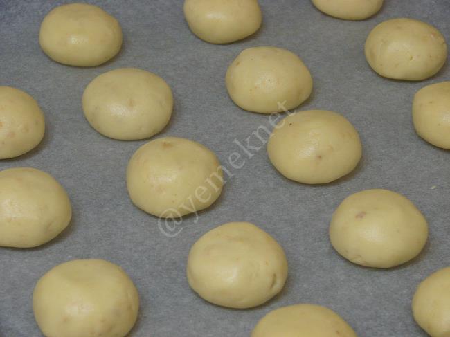 Fındıklı Un Kurabiyesi - Yapılışı (9/16) 