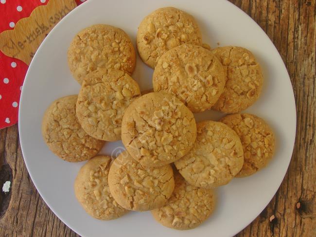 Hindistan Cevizli Fındıklı Kurabiye - Yapılışı (13/16) 