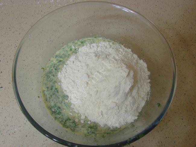 Maydanozlu Pişi - Yapılışı (6/16) 