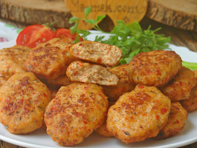 Tavuk Kiymasi Ile Ne Yapilir Yemek Tarifleri Adim Adim Resimli Anlatim Tavuk Kiymasi Ile Ne Yapilir Yemek Tarifleri Adim Adim Resimli Anlatim