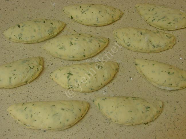 Peynirli Pişi - Yapılışı (14/20) 