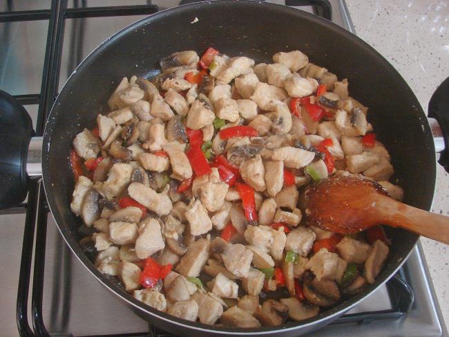 Tavuklu Patates Oturtma - Yapılışı (11/20) 