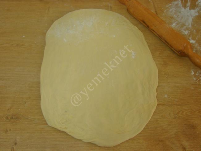 Tepsi Poğaçası - Yapılışı (14/24) 