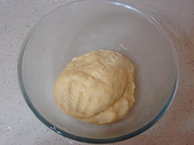 Tereyağlı Poğaça - Yapılışı (5/16) 
