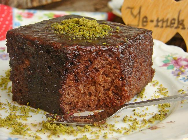 kakaolu islak kek tarifi nasil yapilir resimli yemek tarifleri