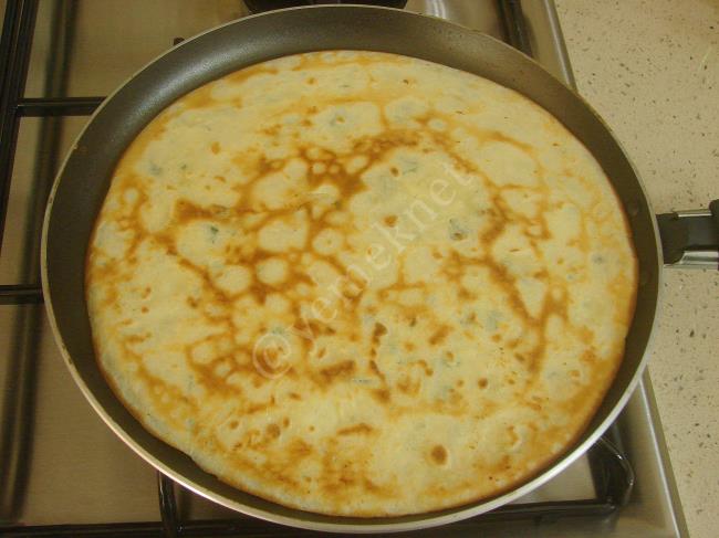 Peynirli Krep - Yapılışı (9/12) 