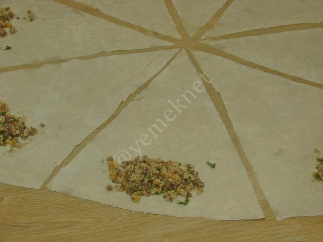 Avcı Böreği - Yapılışı (10/20) 