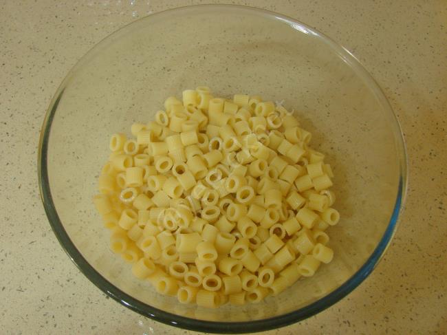 Makarna Salatası - Yapılışı (2/8) 