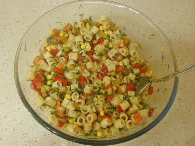 Makarna Salatası - Yapılışı (5/8) 