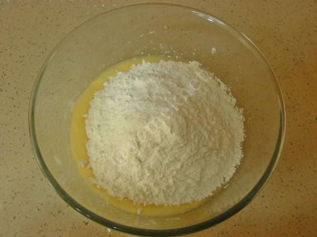 Mayasız Tepsi Poğaçası - Yapılışı (5/20) 