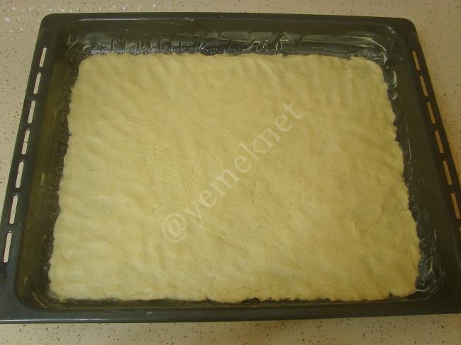 Mayasız Tepsi Poğaçası - Yapılışı (8/20) 