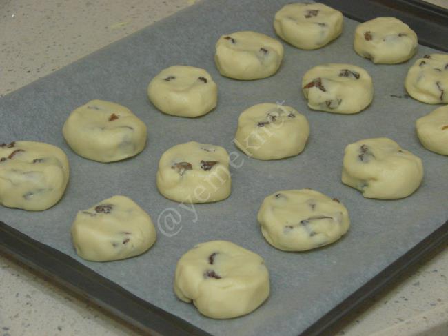 Üzümlü Un Kurabiyesi - Yapılışı (7/12) 