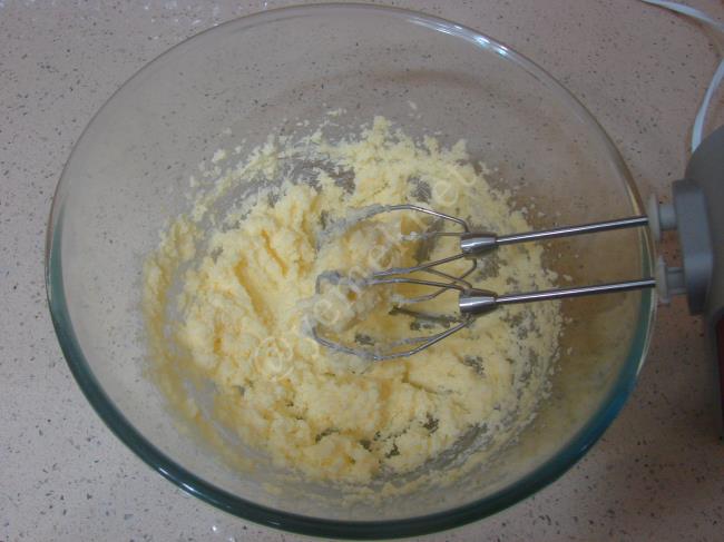 Biscotti Kurabiye - Yapılışı (3/20) 