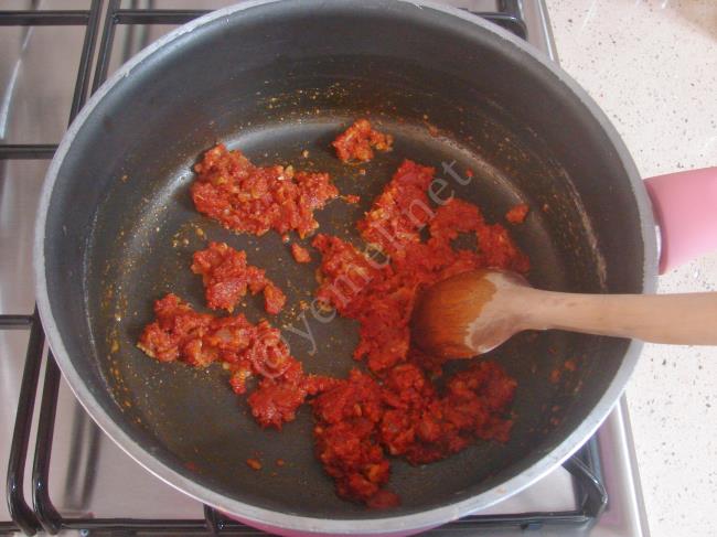 Karalahana Çorbası - Yapılışı (8/16) 