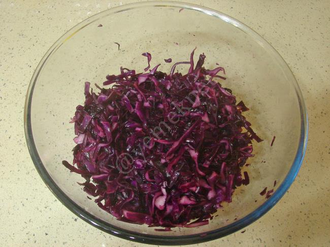 Mor Lahana Salatası - Yapılışı (6/12) 