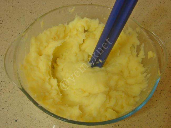 Patates Püreli Tavuk Sote - Yapılışı (10/16) 