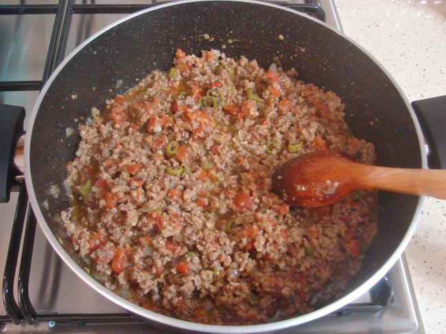 Patlıcanlı Patatesli Musakka - Yapılışı (6/16) 