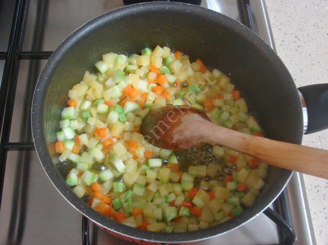 Sebze Çorbası - Yapılışı (5/16) 