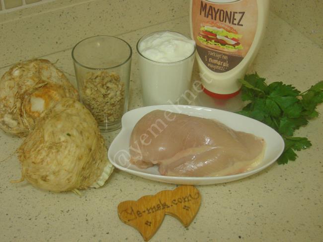 Tavuklu Kereviz Salatası - Yapılışı (1/12) 