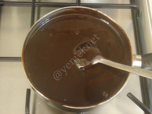 Üç Malzemeli Mozaik Pasta - Yapılışı (5/12) 