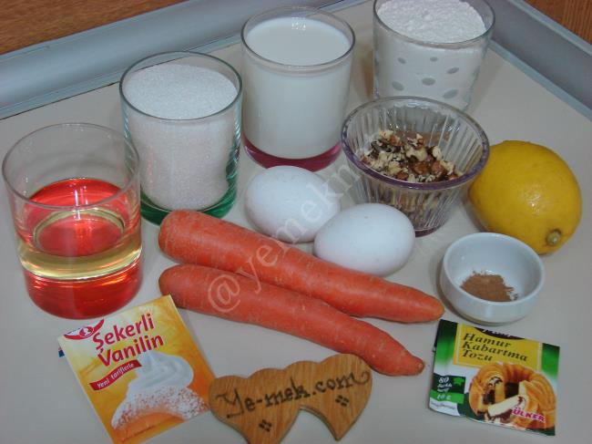 Havuçlu Tarçınlı Cevizli Kek - Yapılışı (1/16) 